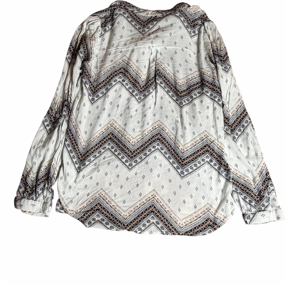Altar'd State Boho Zig Zag Aztec Henley Blouse L Earthy Neutral Hippie - Picture 3 of 6